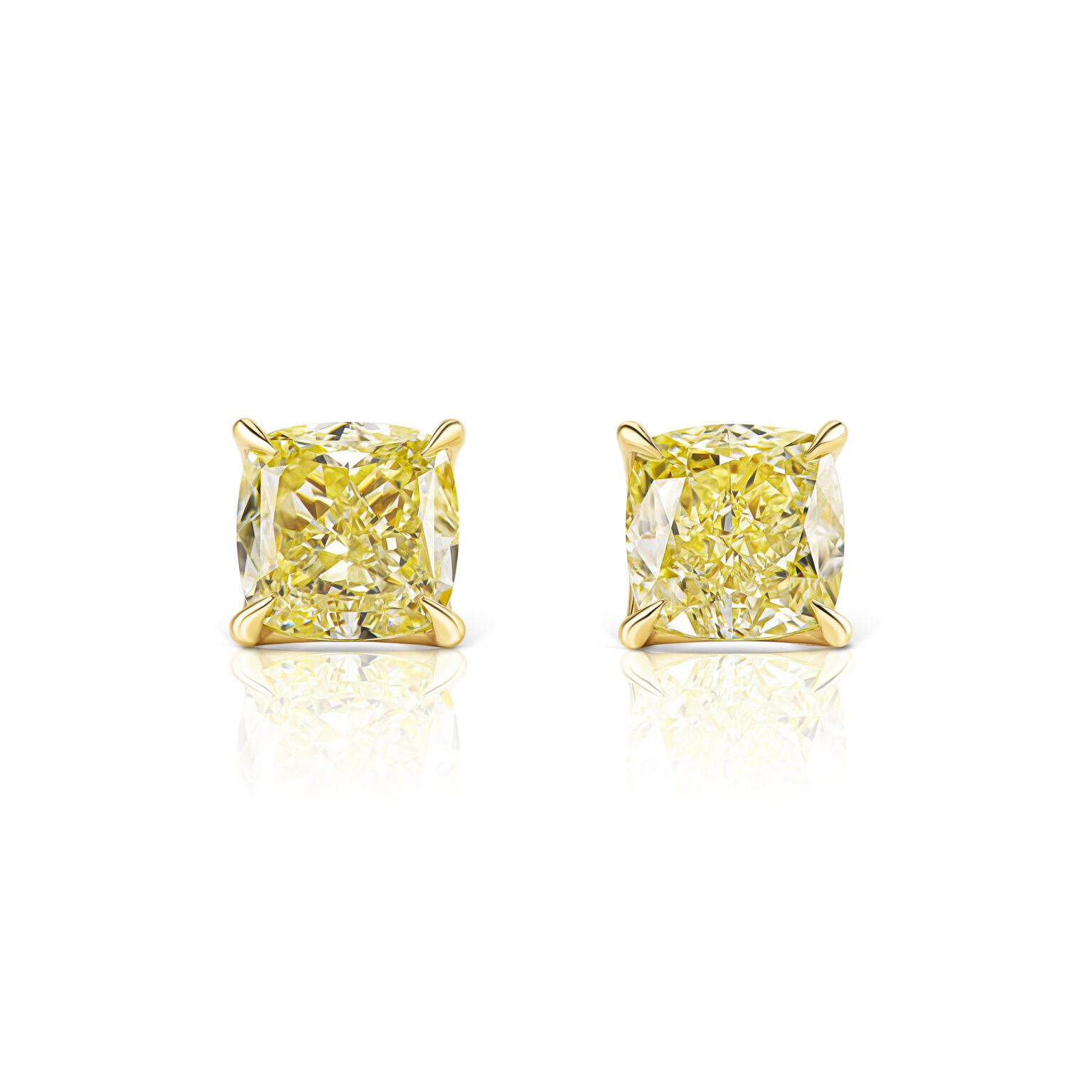 Yellow diamond stud earings with a total weight of 2.14 ct