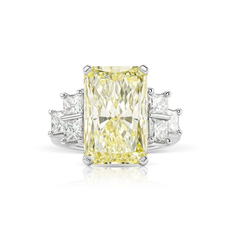 Yellow diamond ring 5.16 ct