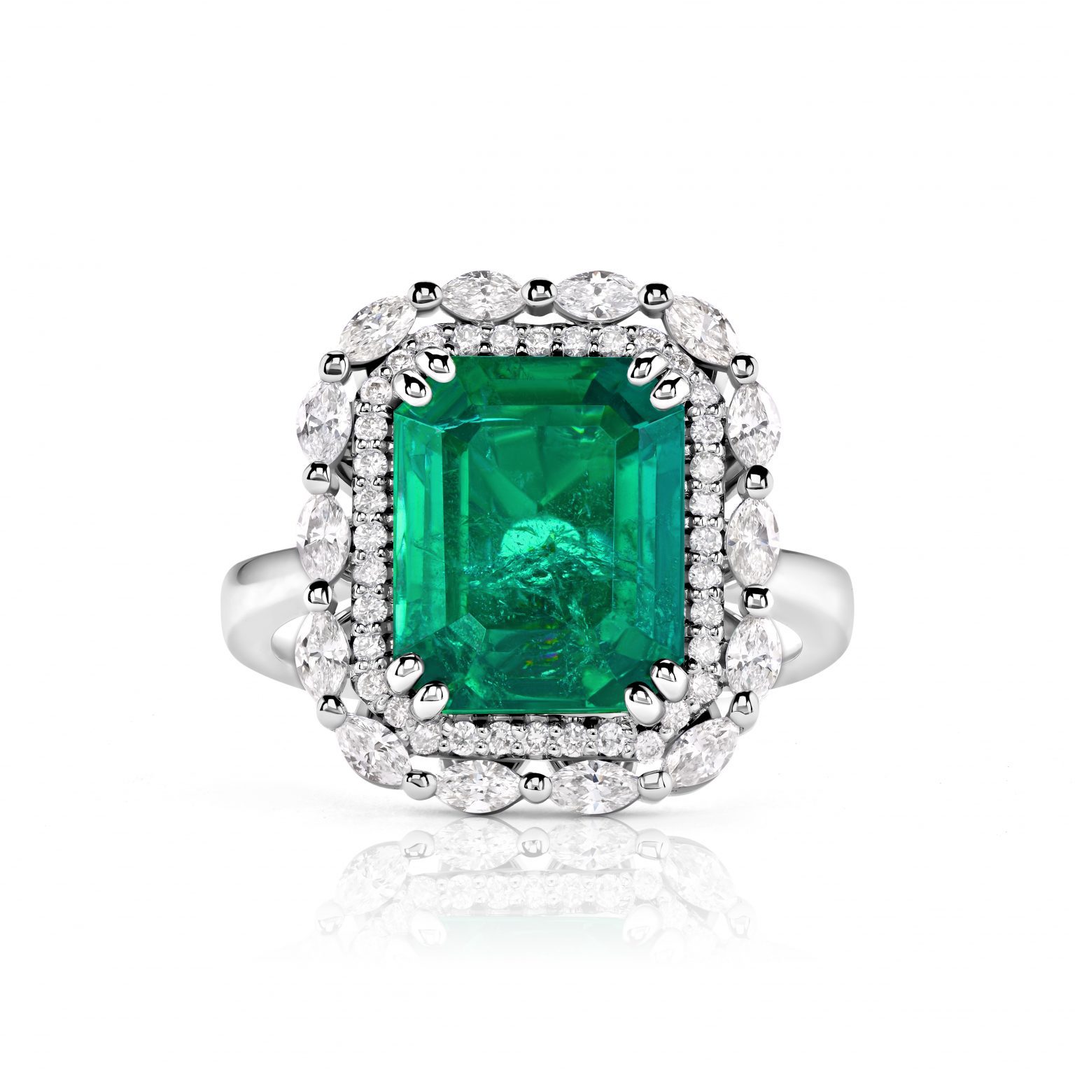 4.69 ct Emerald Diamond Ring