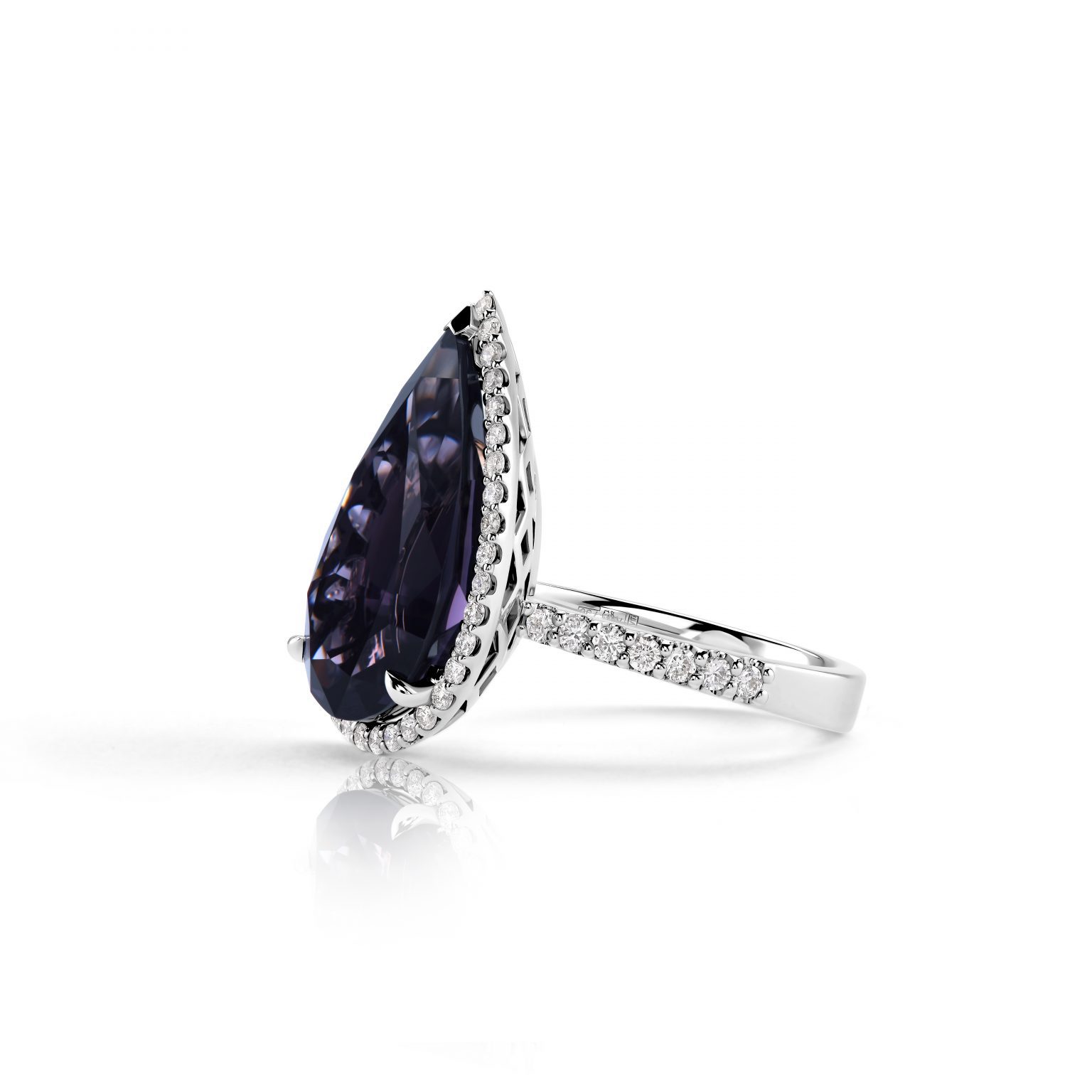 9.11 ct Spinel And Diamond Ring