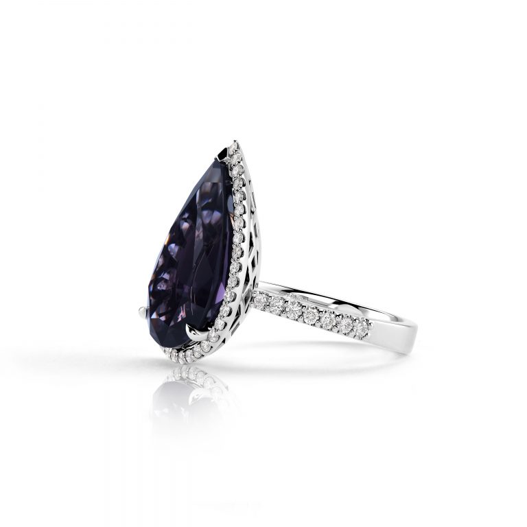 Spinel ring 9.11 ct